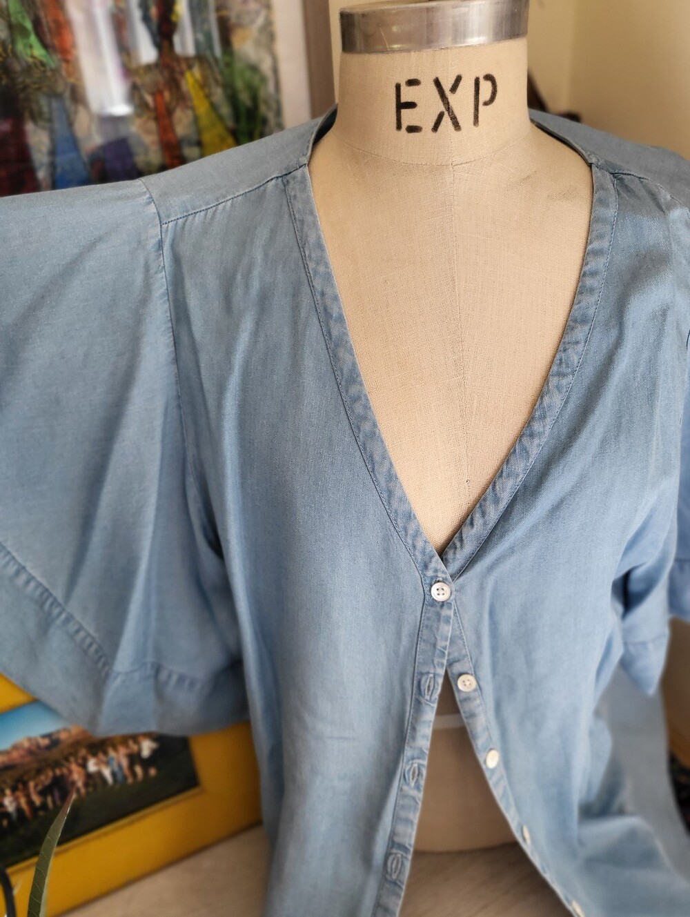 Karen Kane Chambray blouse 1X blue